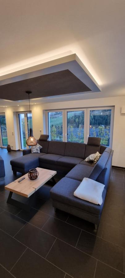 Upland Lounge Apartment